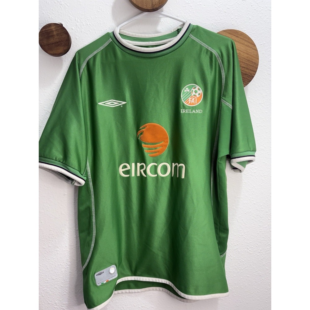 Vintage UMBRO Vapa Tech Ireland Authentic Football Jersey Size Medium